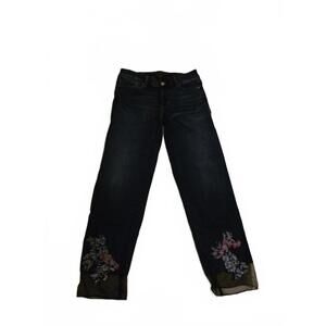 White House Black Market The Crop Straight Size 4 Jeans With Floral Accents